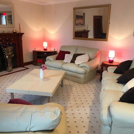 Executive Serviced Apartments 2 Forfar Exteriör bild
