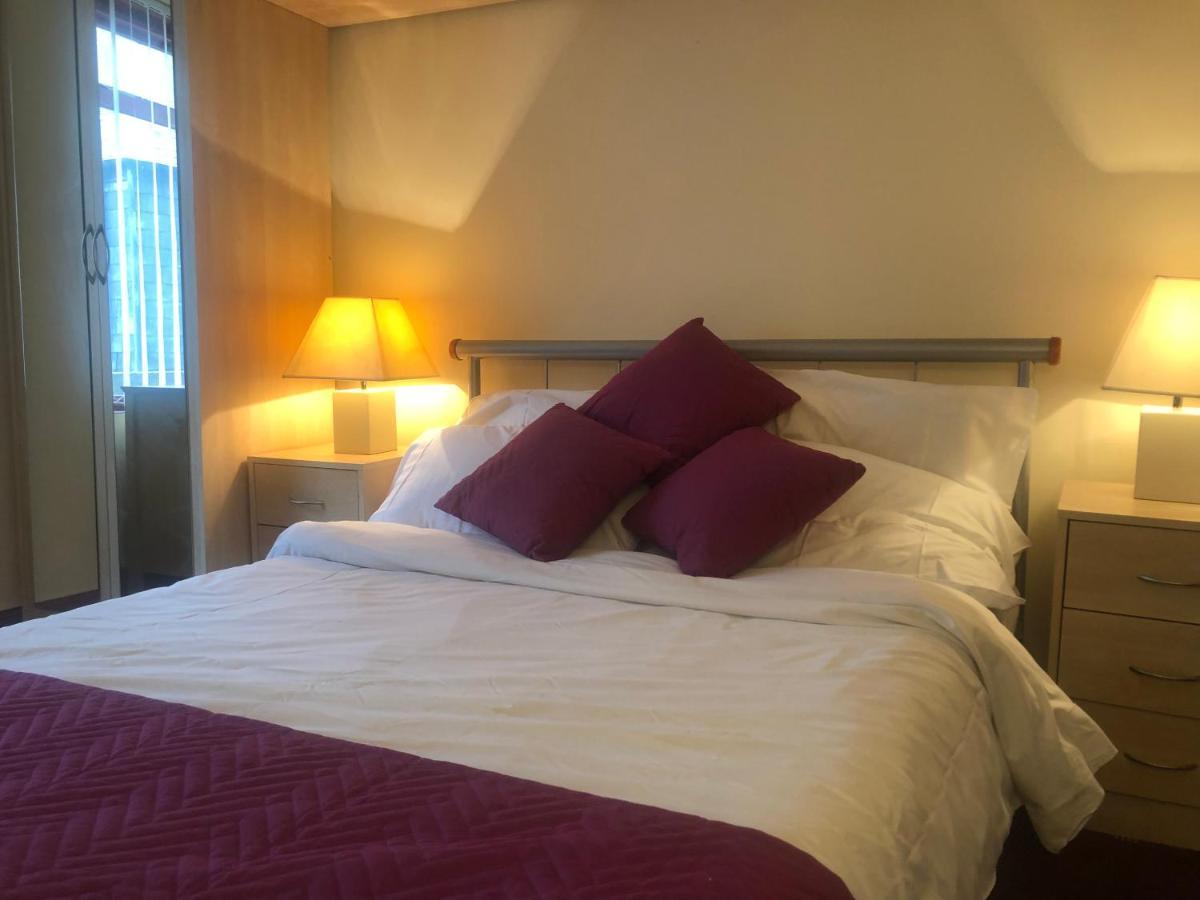 Executive Serviced Apartments 2 Forfar Exteriör bild