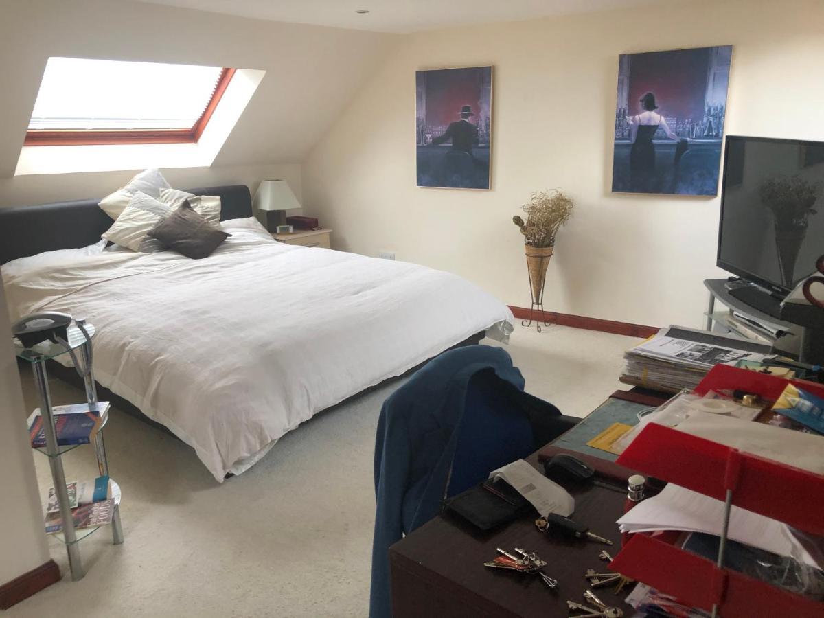 Executive Serviced Apartments 2 Forfar Exteriör bild