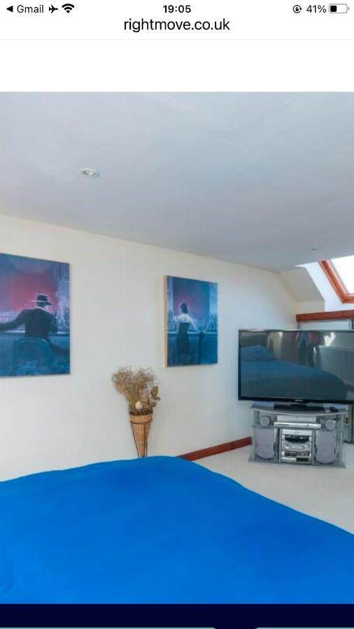 Executive Serviced Apartments 2 Forfar Exteriör bild