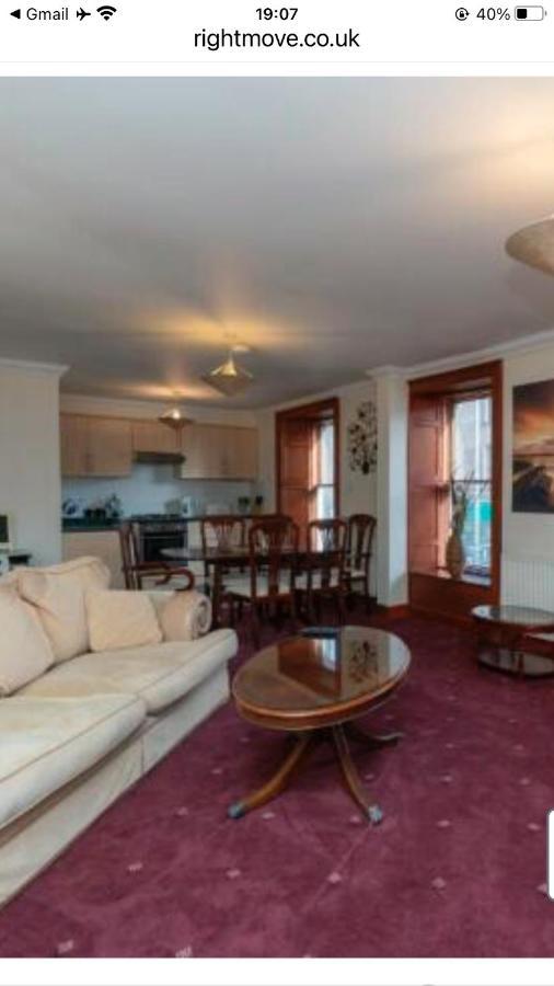 Executive Serviced Apartments 2 Forfar Exteriör bild