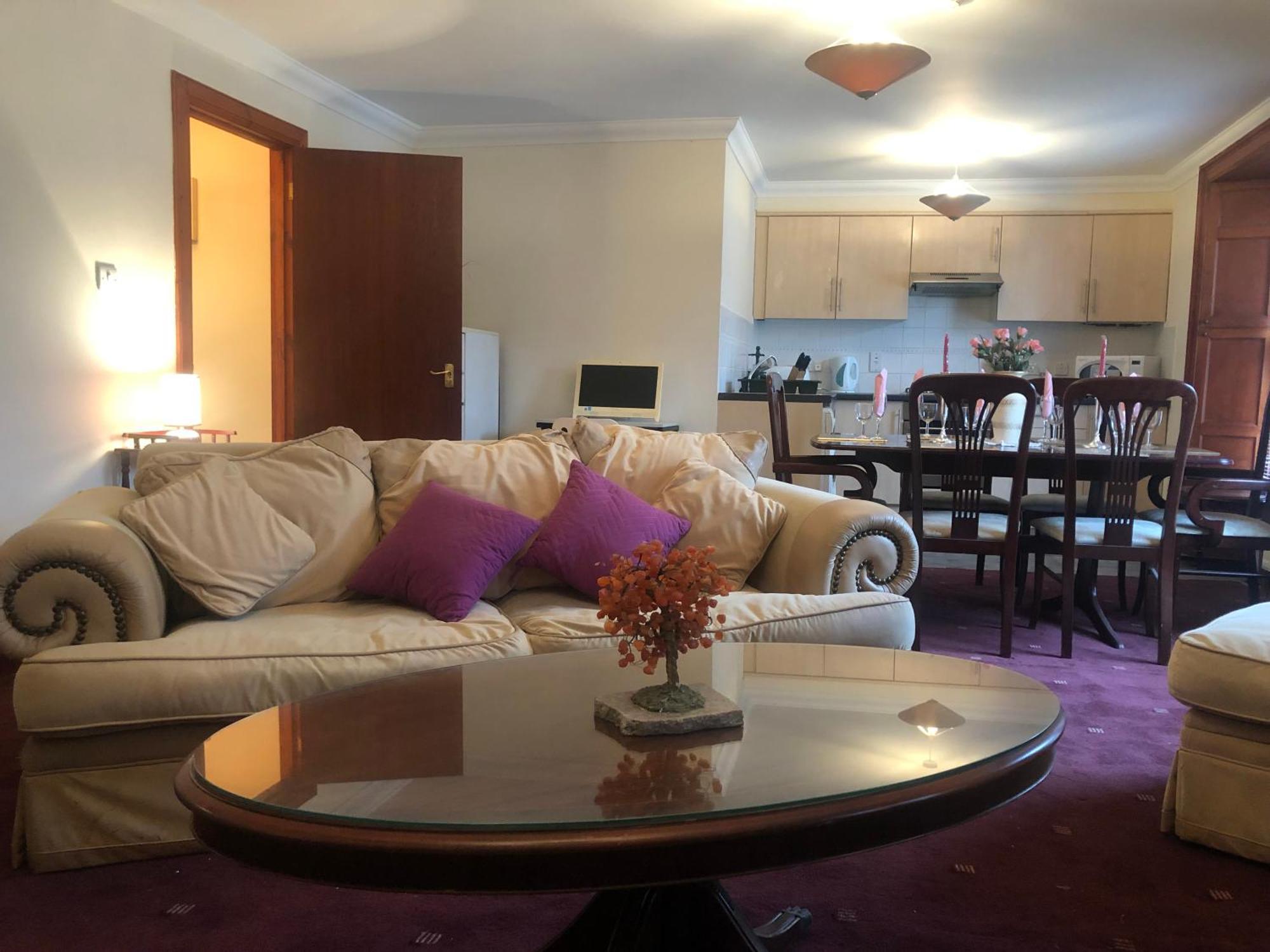 Executive Serviced Apartments 2 Forfar Exteriör bild