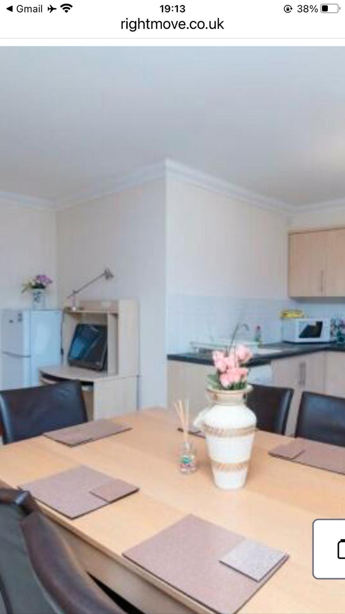Executive Serviced Apartments 2 Forfar Exteriör bild